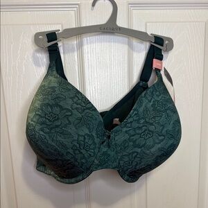 *NWT* green bra